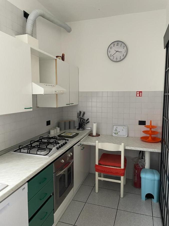 Casa Maria-Appartamento In Villa Ispra Esterno foto