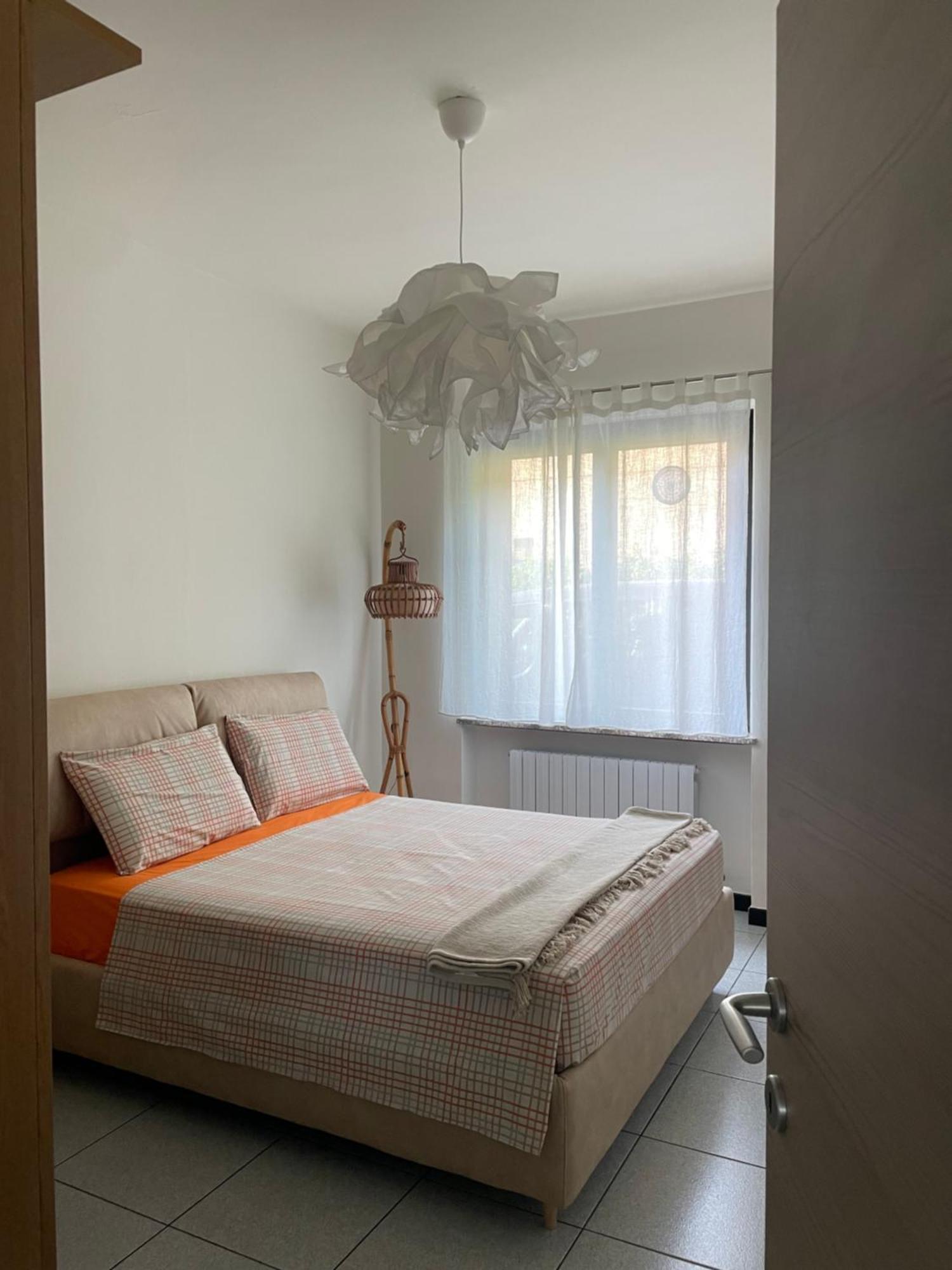 Casa Maria-Appartamento In Villa Ispra Esterno foto
